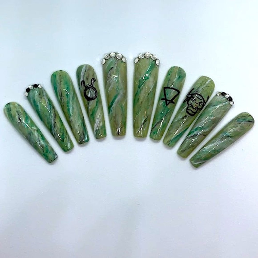 Taurus XXL Nails ♉️